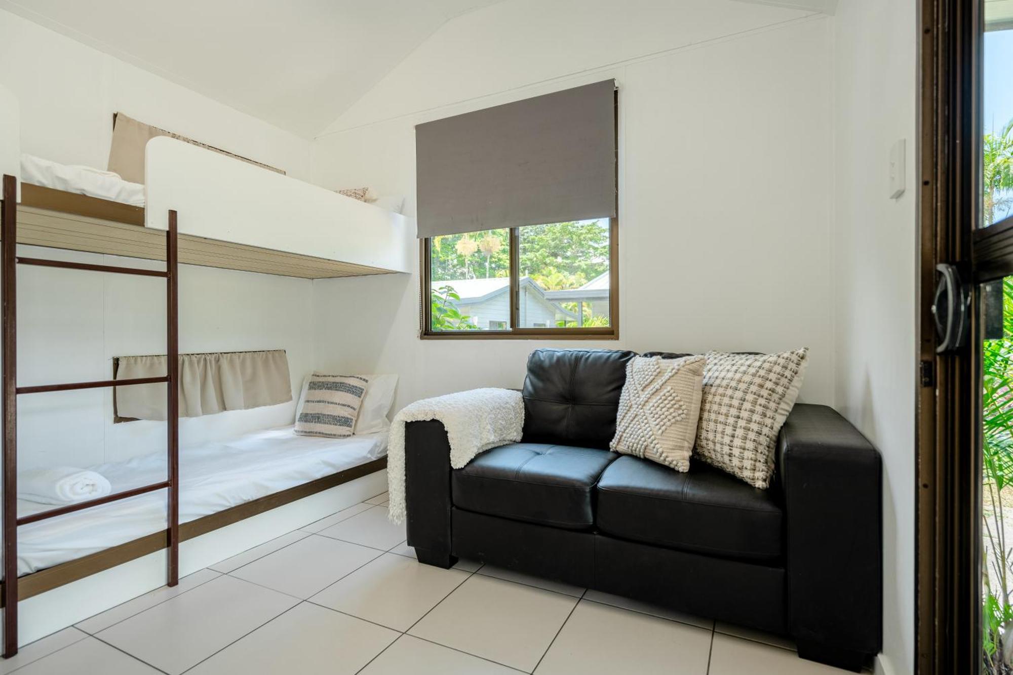 Tasman Holiday Parks - Cairns Cool Waters Exterior photo