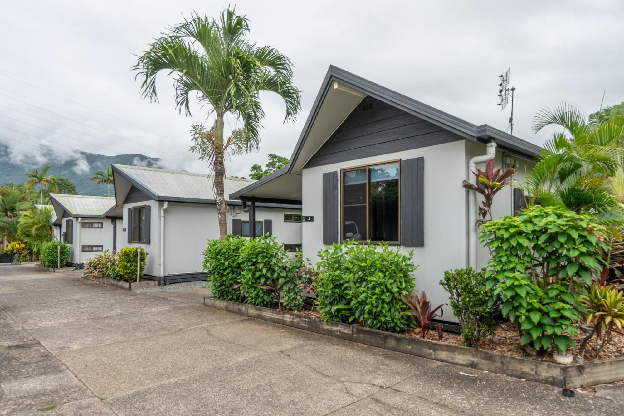 Tasman Holiday Parks - Cairns Cool Waters Exterior photo
